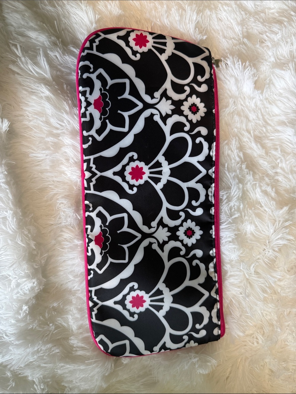 Hot Stuff Pink Black White Floral Travel Case - Picture 3 of 5